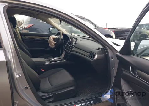 2021 Honda Accord Hybrid z USA, uszkodzony, nr VIN 1HGCV3F17MA018092